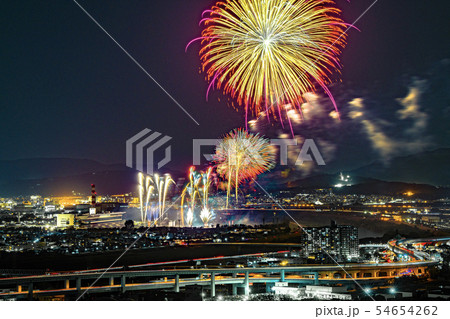 男山展望台から望む京都芸術花火 男山展望台から望む京都芸術花火 54654262