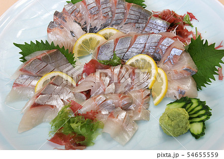 シマアジお造り 大皿の刺身盛り シマアジお造り 大皿の刺身盛り 54655559