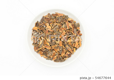 セイヨウイソノキ樹皮、バックソーンバーク: Buckthorn bark 54677644