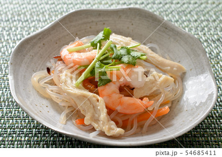 ヤムウンセン 54685411