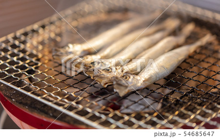 子持ちシシャモ(カペリン)・BBQ・bbq・炭火焼・網焼・備長炭・七輪・キャンプ・食事・食べ物・炭 子持ちシシャモ(カペリン)・BBQ・bbq・炭火焼・網焼・備長炭・七輪・キャンプ・食事・食べ物・炭 54685647