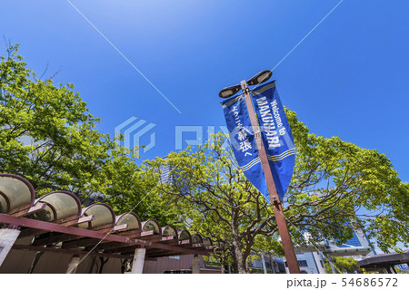 海浜幕張駅前の風景 54686572