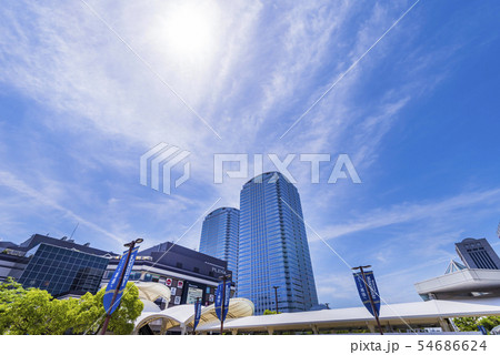 海浜幕張駅前の風景 54686624