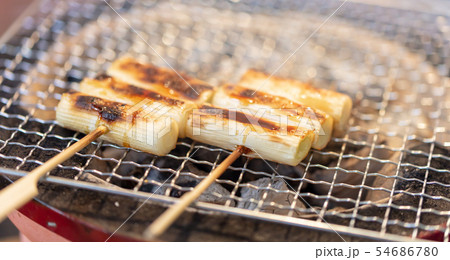 ネギ：ねぎの串焼き･BBQ･bbq･炭火焼･網焼･備長炭･七輪･キャンプ･食事･食べ物･炭 54686780