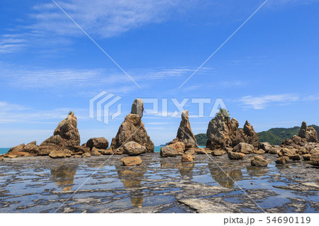干潮時の橋杭岩　吉野熊野国立公園 54690119