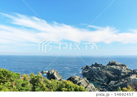 和歌山県　青空の潮岬 54692457