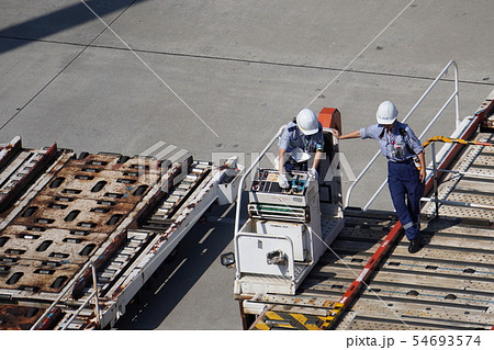 働く女性 54693574