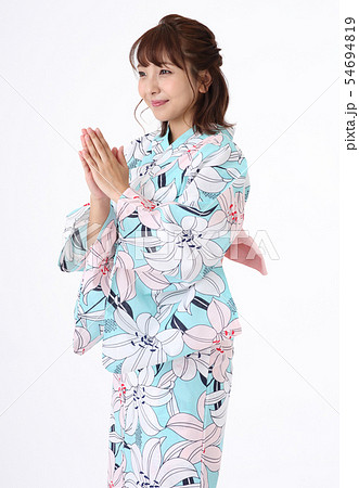 浴衣を着た女性 54694819