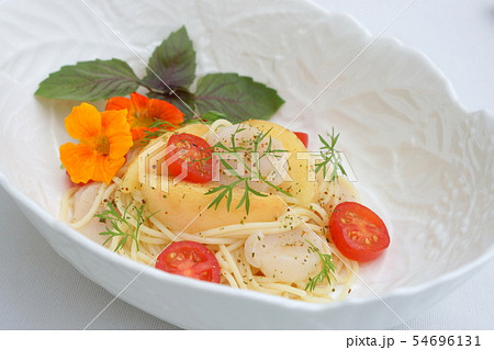 桃とホタテの冷製パスタ 54696131