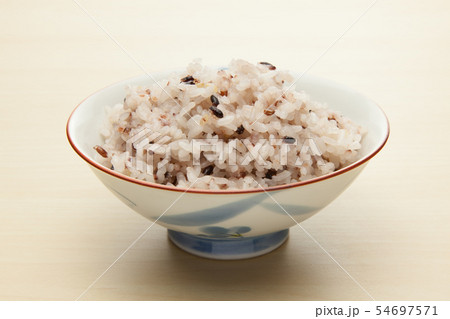 古代米と白米を合わせて炊いたご飯 54697571
