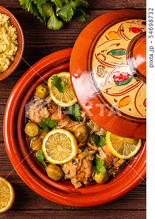 Traditional moroccan tajine of chicken with salted Traditional moroccan tajine of chicken with salted 54698732