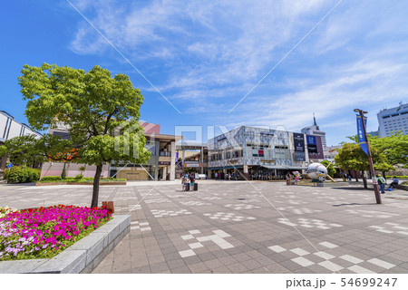 海浜幕張駅前の風景 海浜幕張駅前の風景 54699247