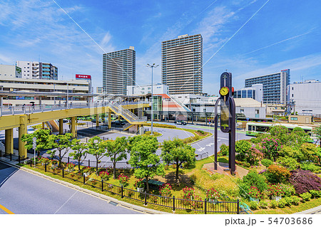 大阪　高槻駅前風景 54703686