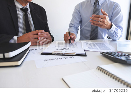 Agent man presentation and consulting life Agent man presentation and consulting life 54706236