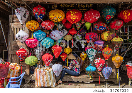 ベトナム　ホイアン　ランタン　ナイトマーケット　ランタン祭り 54707036