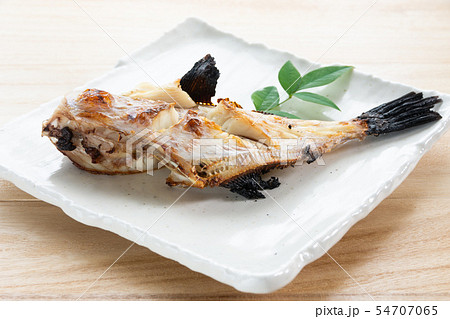 ウマヅラハギの塩焼き 54707065