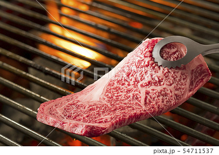 ステーキ 54711537