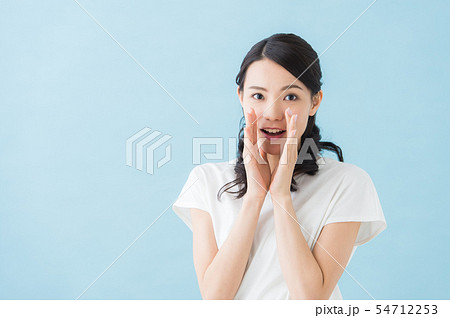 内緒 秘密話 20代女性(青バック) 内緒 秘密話 20代女性(青バック) 54712253