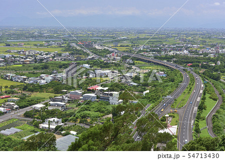 田舎 畑 運動場 54713430