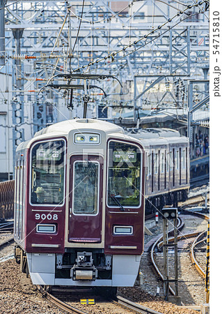 阪急電車 十三付近 阪急電車 十三付近 54715810