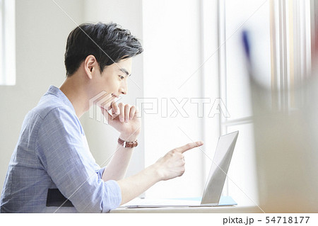 男性 ビジネス 男性 ビジネス 54718177