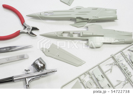 プラスティックモデルを作ろう　飛行機模型の製作 54722738