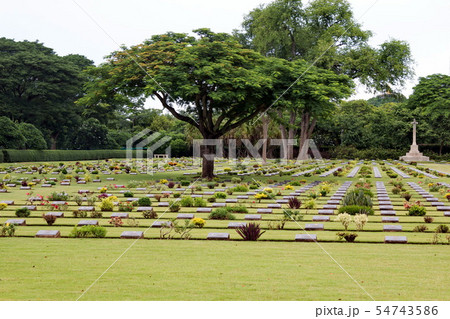 Commonwealth War Graves Commonwealth War Graves 54743586