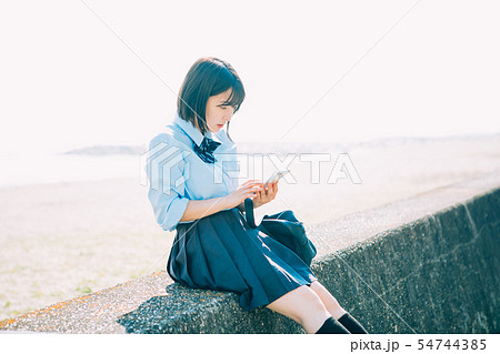 女子高生とスマホ 54744385