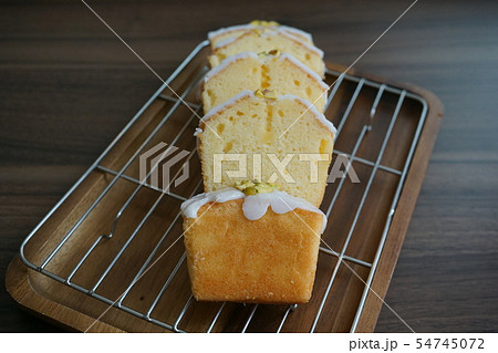レモンやライムを使ったパウンドケーキ、バターケーキ、ウィークエンドシトロン レモンやライムを使ったパウンドケーキ、バターケーキ、ウィークエンドシトロン 54745072
