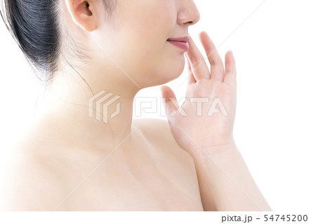 パーツカット　若い女性の美容イメージ　張り 54745200