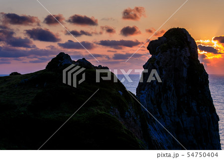 猿岩の夕陽　【長崎県壱岐市】 54750404