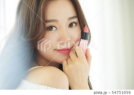 女性　ビューティー 54751059