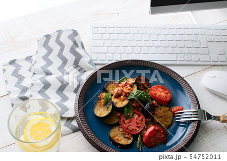 パソコン　ランチ　SOHO 54752011