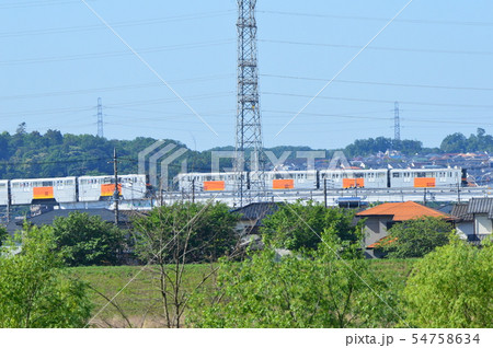 多摩川をわたる「多摩都市モノレール線」(東京都立川市錦町5丁目) 多摩川をわたる「多摩都市モノレール線」(東京都立川市錦町5丁目) 54758634