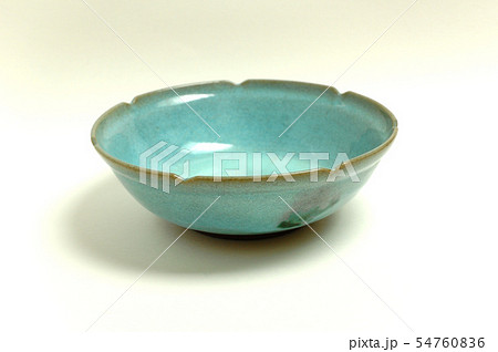 ヒスイ色の中鉢 54760836