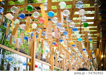 【川越】夏の日の風鈴 54762602