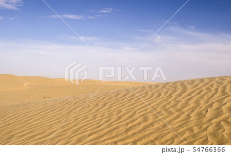 Chott el jerid, Tunisia, desert 54766366