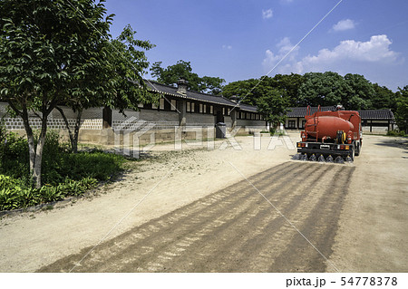 消防車 散水車 散水 54778378