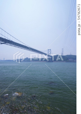 門司側から見た関門海峡の風景 54782671