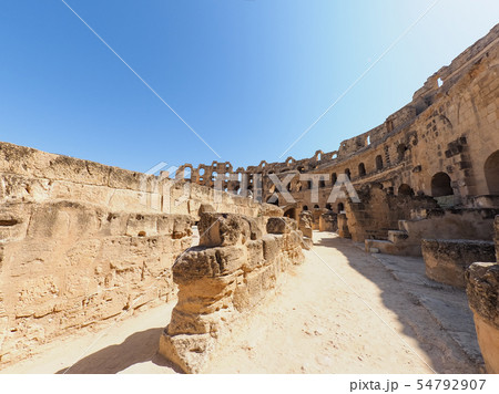 チュニジア・エルジェムの円形闘技場 Amphitheatre of El Jem, Tunisia 54792907