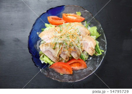 ローストポークサラダ 54795729