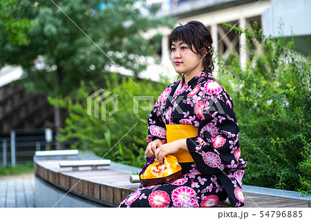 浴衣の女性 浴衣の女性 54796885