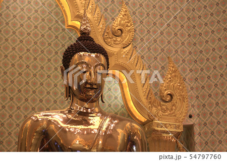 Golden Buddha Statue Golden Buddha Statue 54797760