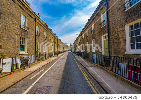 Residential street in Cambridge 54800479
