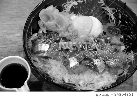 鯵たたき丼 鯵たたき丼 54804351