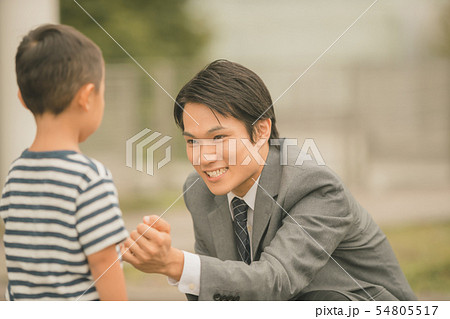 5 years old 54805517