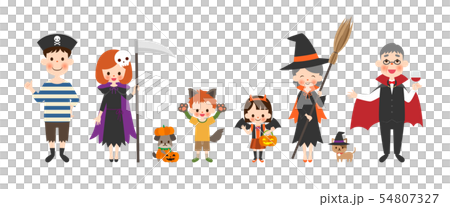 ハロウィンの仮装をした二世帯家族 54807327