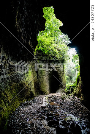 別世界への入り口 54807725