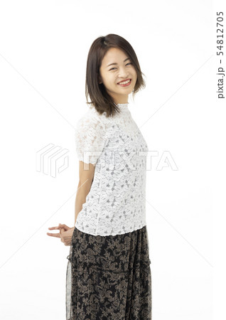 20代女性 20代女性 54812705