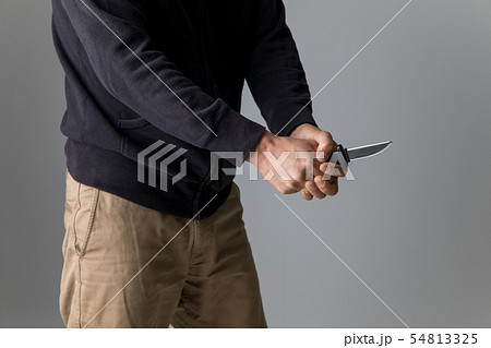 殺人犯 54813325